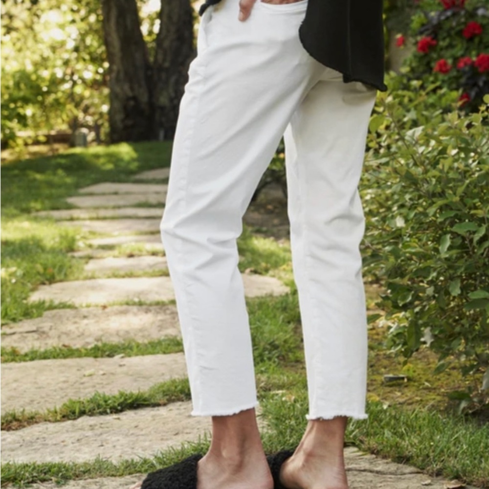 Frank & Eileen - Wicklow Italian Chino         Size 6 White